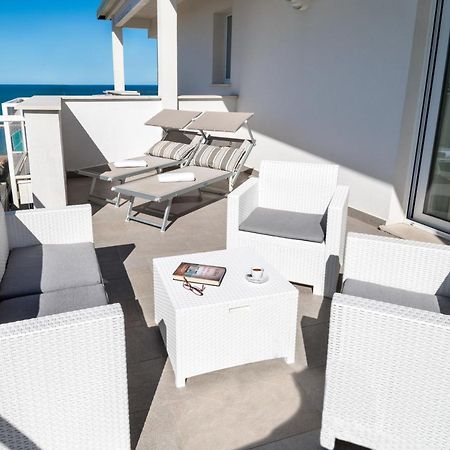 Hotel Atlantic & Spa Gabicce Mare Exteriör bild