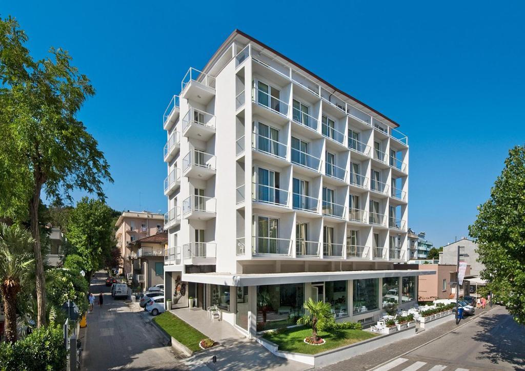 Hotel Atlantic & Spa Gabicce Mare Exteriör bild