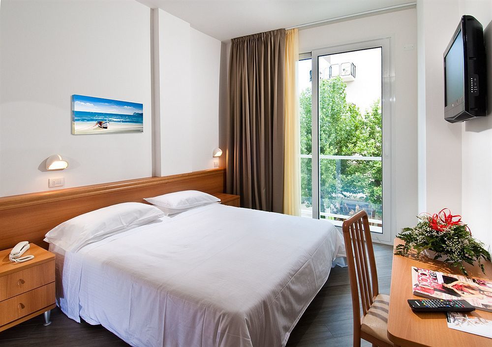 Hotel Atlantic & Spa Gabicce Mare Exteriör bild